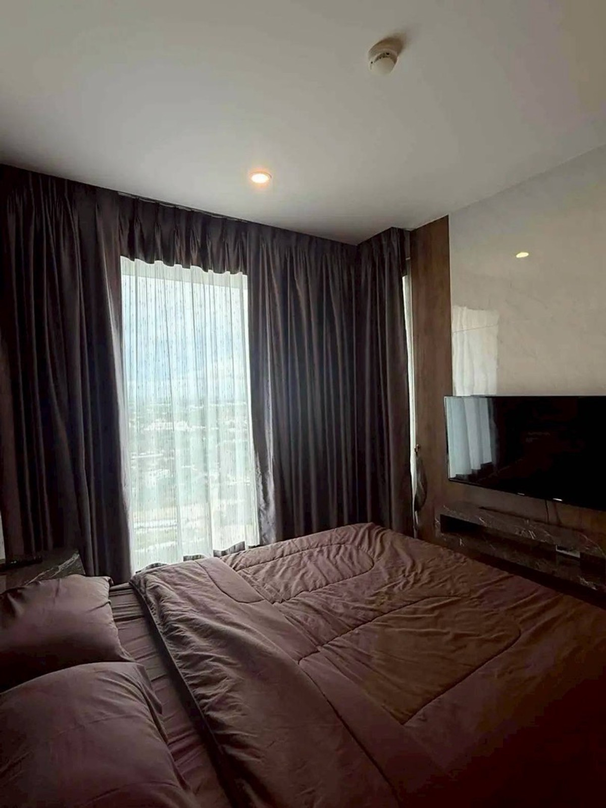 For SaleCondoPattaya, Bangsaen, Chonburi : Sea view condo for sale, The Riviera Jomtien, 33rd floor, city view, size 34.45 sq m, 1 bedroom, price 5,000,000 baht.