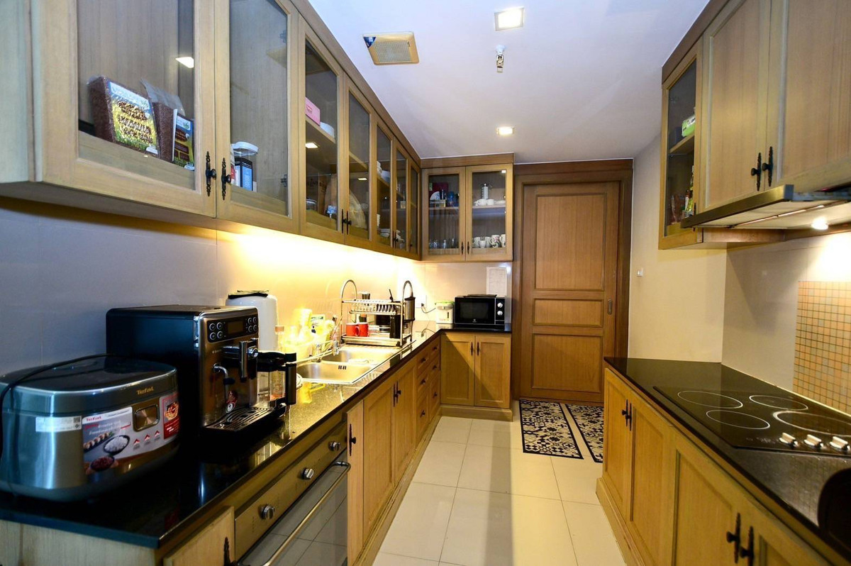 For SaleCondoSathorn, Narathiwat : Condo Sathorn, 3 bedrooms, large size, ready to move in.