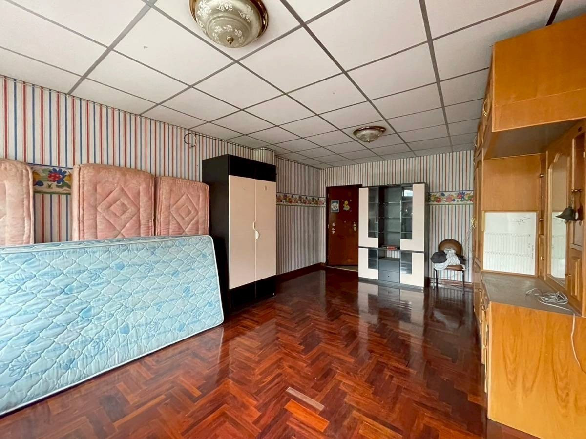 ขายอาคารพาณิชย์ราชเทวี พญาไท : 93044 - ขาย!!อาคารพาณิชย์ 2 คูหา 5 ชั้น + ชั้นลอย ทำเลทอง พระราม 6 ซอย 19 ติดไปรษณีย์ไทย อุรุพงษ์ ถนนเพชรบุรี เขตราชเทวี พญาไท กรุงเทพฯ