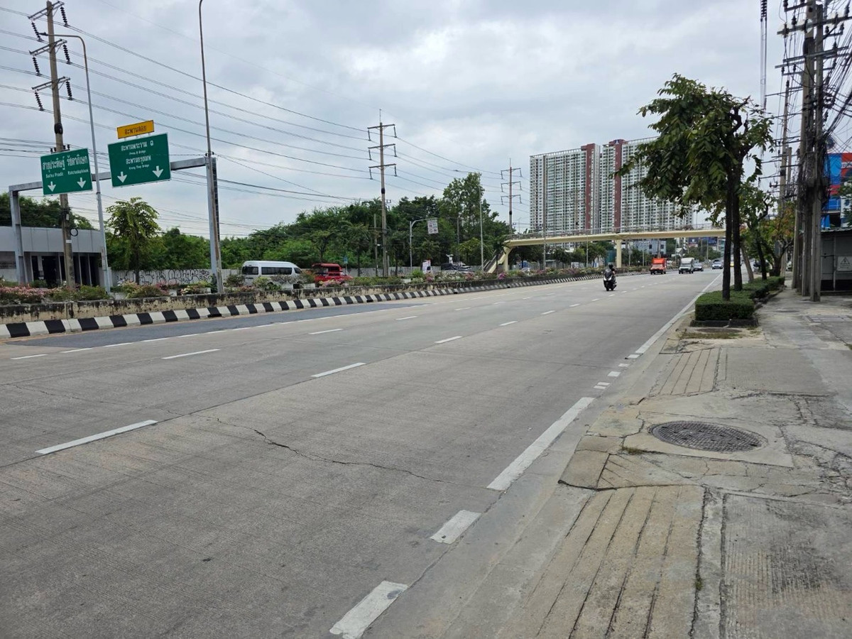 For SaleLandRama3 (Riverside),Satupadit : Land next to Rama 3 Road, opposite Grand U Condo.