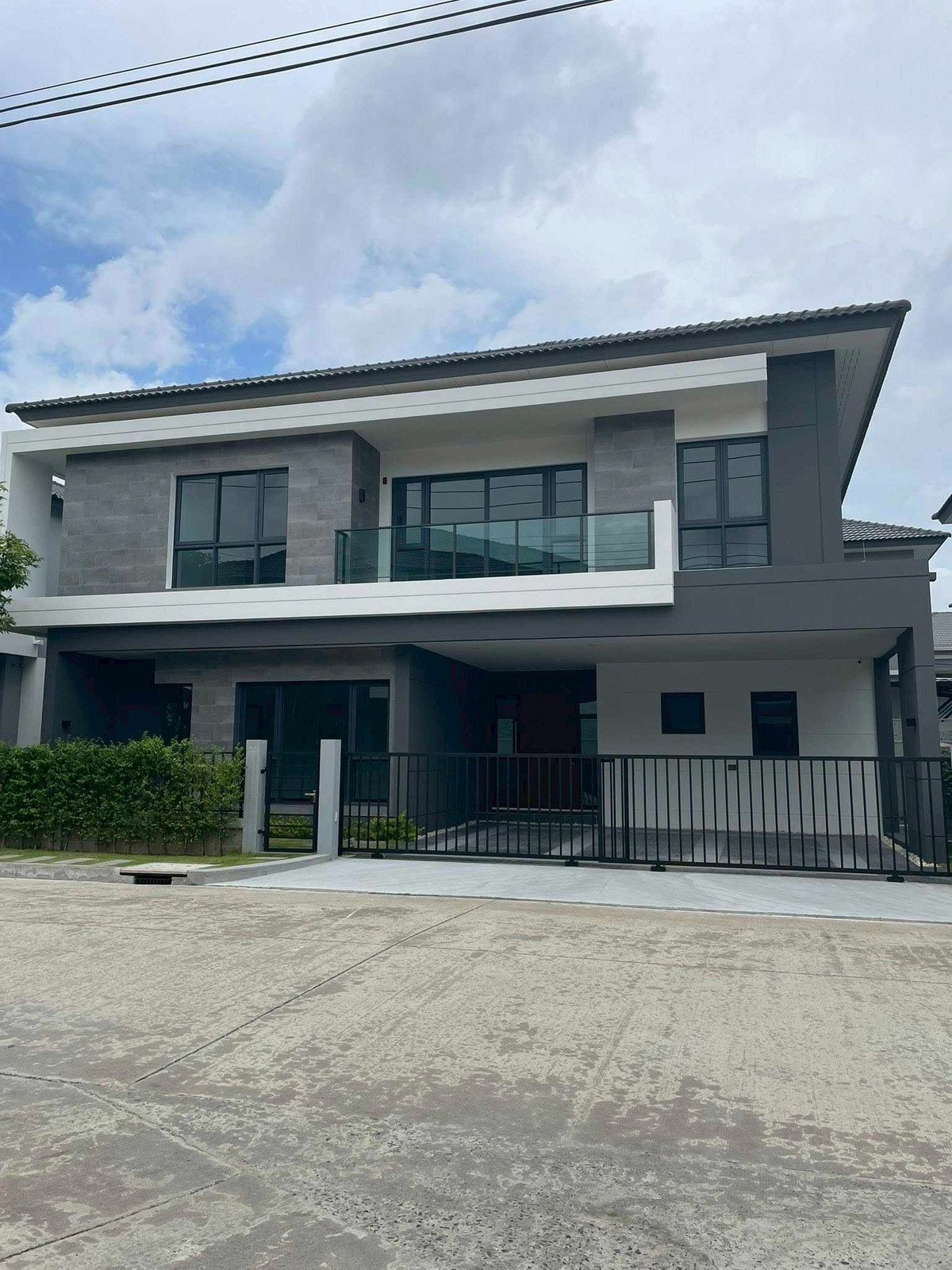 For RentHouseBangna, Bearing, Lasalle : LB038 Luxury Single House for Rent – The City Bangna 1 Fully Furnished, 313 SQM, Ready to Move In