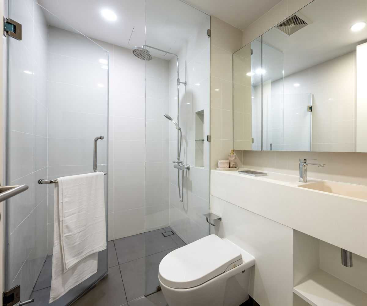 For SaleCondoSilom, Saladaeng, Bangrak : Condo for sale near Chula, 3 bedrooms, 2 bathrooms, 2 parking spaces (Fixed 1, not Fixed 1) 