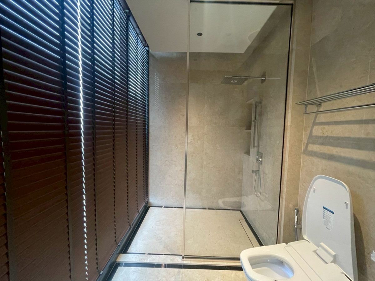 ให้เช่าคอนโดพระราม 9 เพชรบุรีตัดใหม่ RCA : ให้ เช่า The esse at singha complex 3ห้องนอน 4ห้องน้ำ 244sq.m (Penthouses)