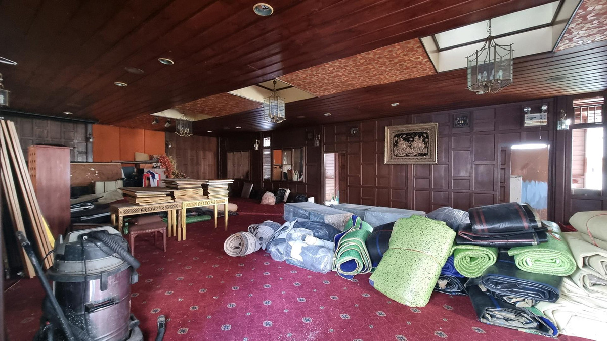 For RentRetail SpaceSukhumvit, Asoke, Thonglor : Phrom Phong, space for rent, Thai house, suitable for spa, pilates, wellness