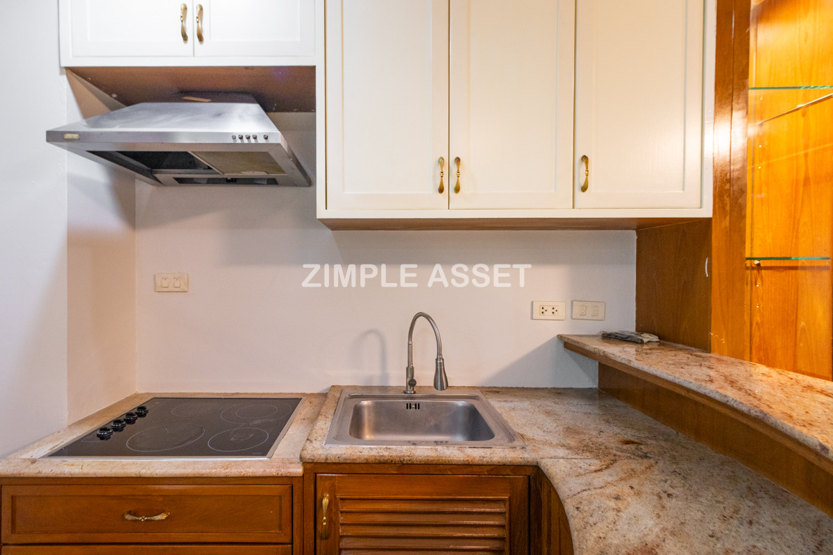For RentSukhumvit, Asoke, Thonglor : Line ID: @zimple_asset  Residence for Rent in Soi Sawatdi, Sukhumvit. Spacious rooms, fully furnished, prime location.
