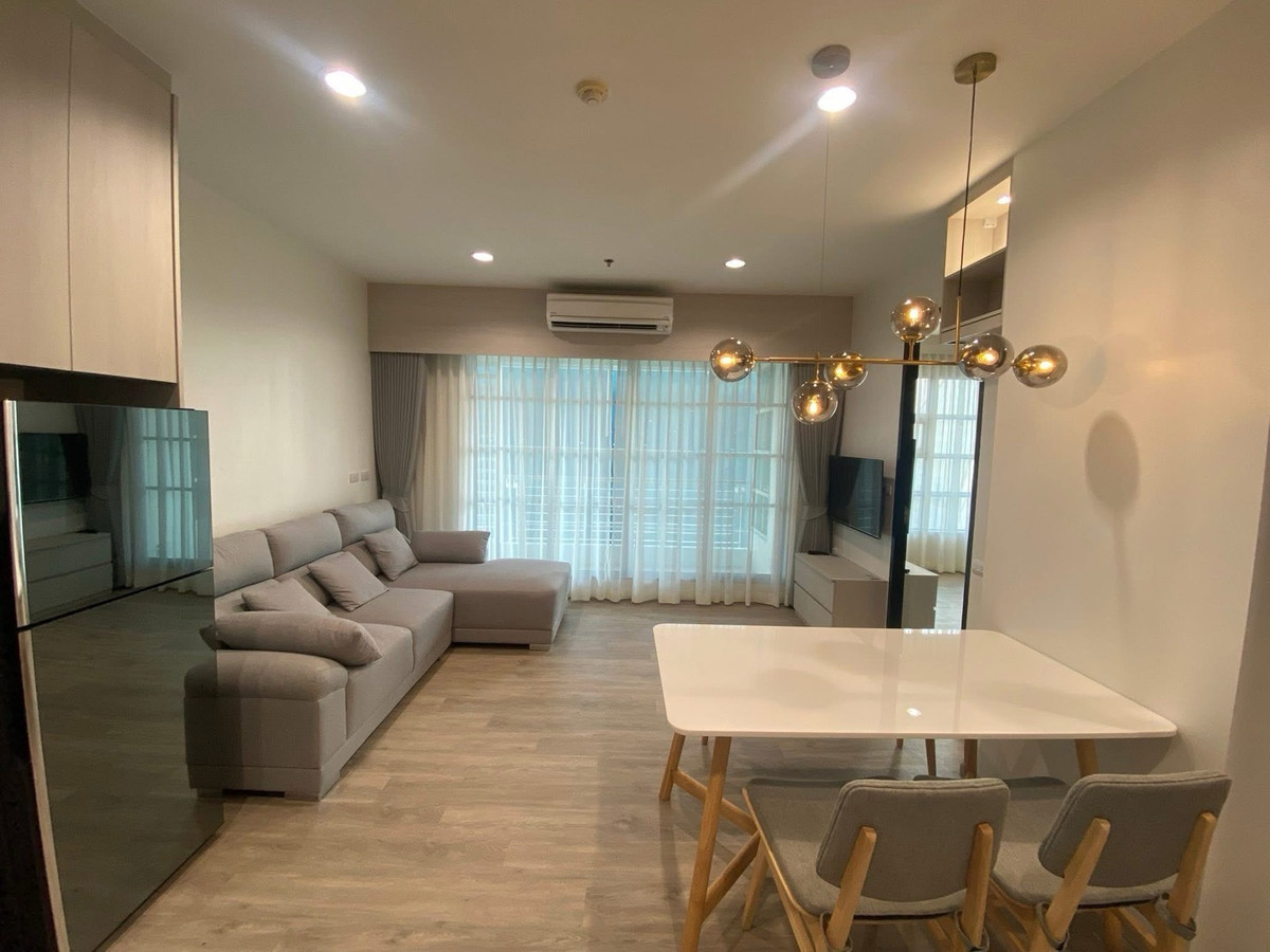 For RentCondoRatchathewi,Phayathai : Condo Baan Klang Krung Siam, Pathumwan, beautiful room, good price!!!!