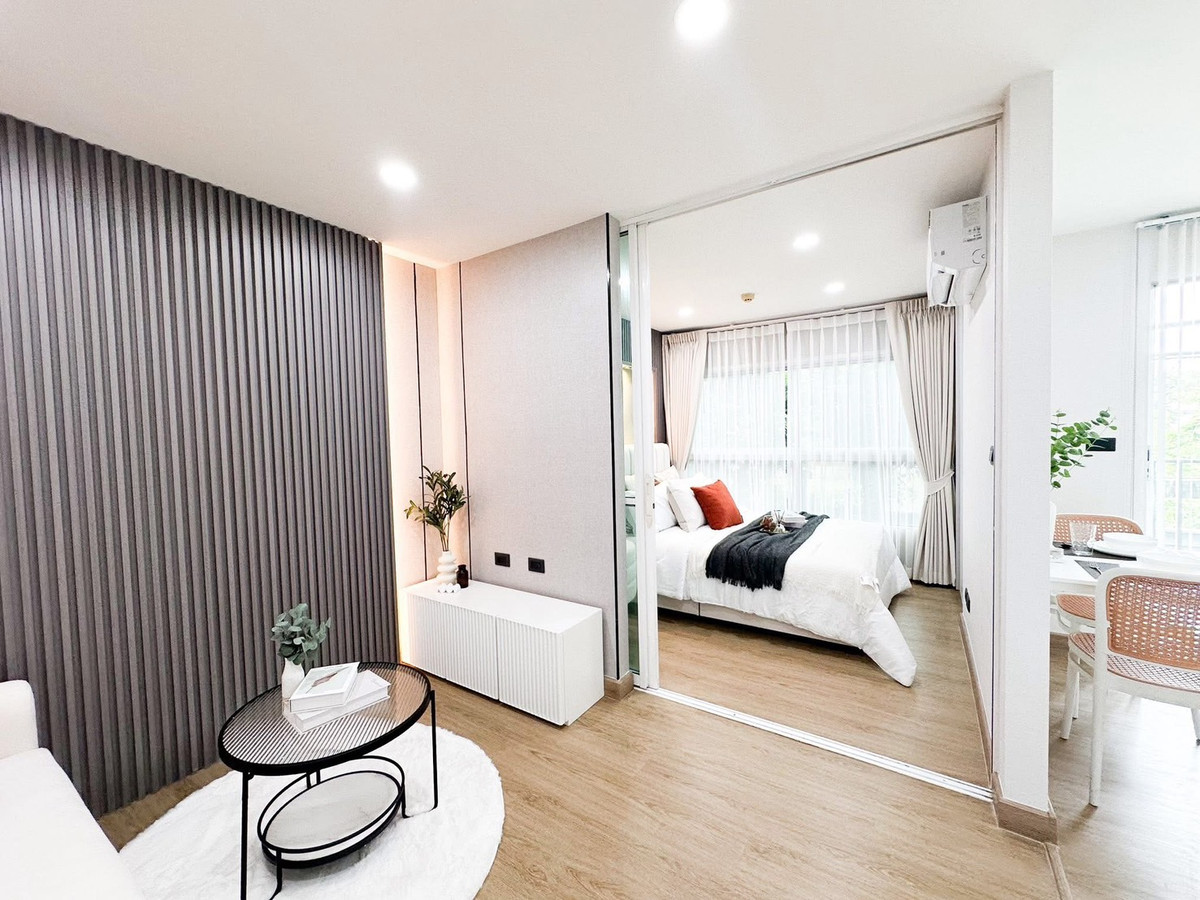 For SaleCondoRamkhamhaeng, Hua Mak : D Condo Ramkhamhaeng, near Yaek Samli BTS Station, easy to find things to eat.