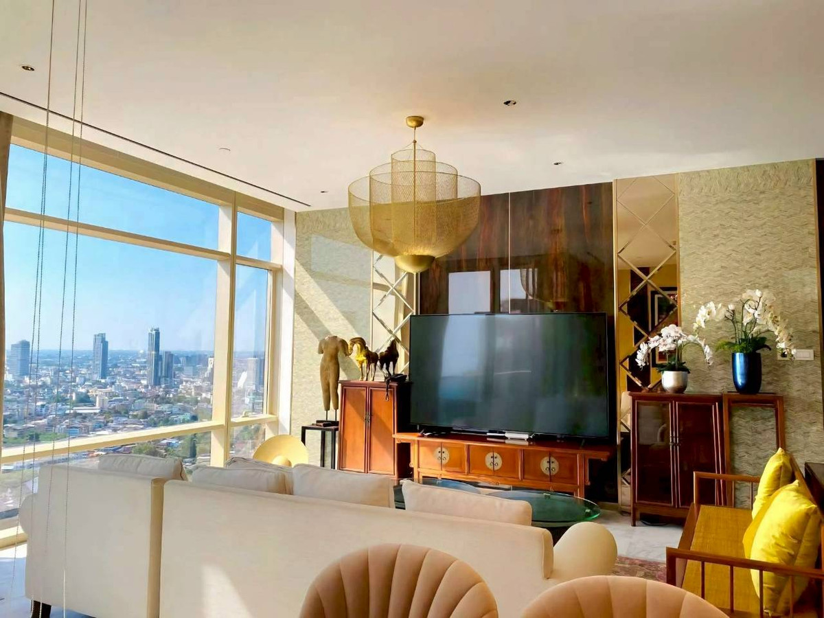 For RentCondoSathorn, Narathiwat : SuperLuxury Four Season Private Residence 3bed4bath 1Maid 212 Sqm Fullyfurnish , Welcome Foreign , Welcome VVIP 360,000 permonth