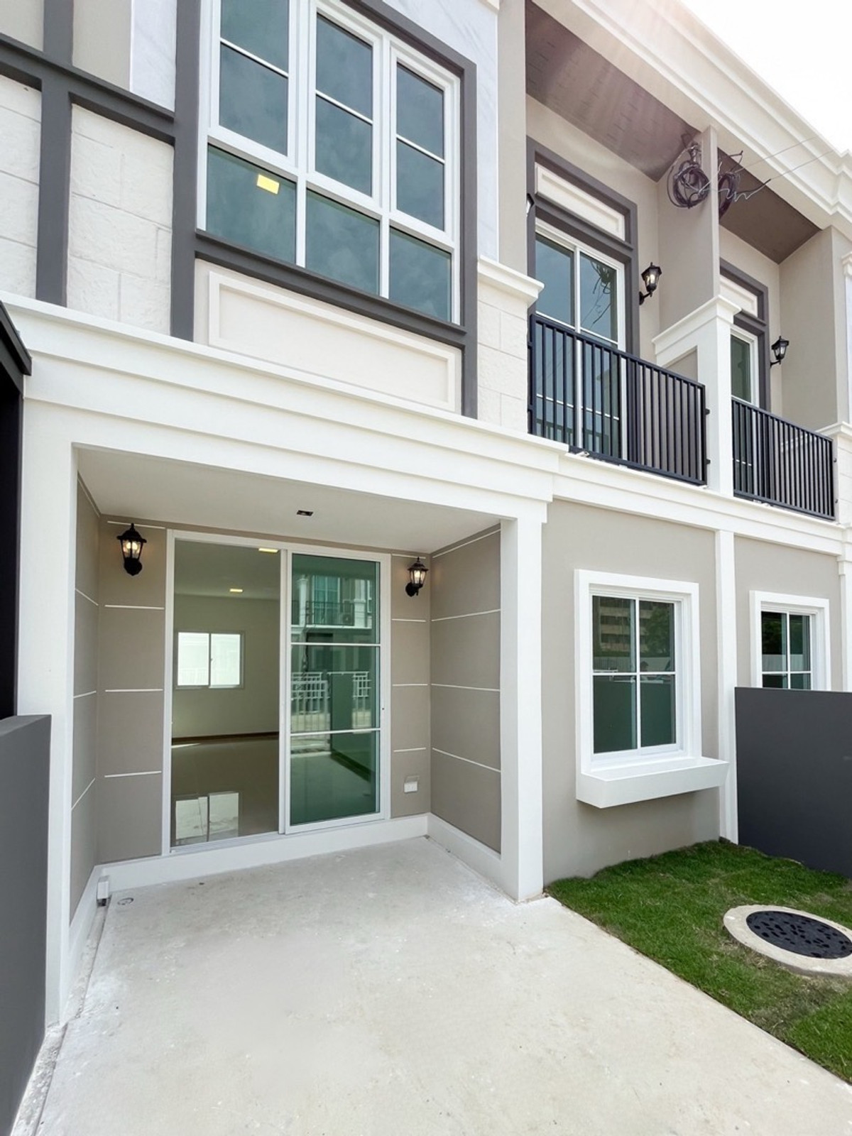 For SaleTownhomeBangna, Bearing, Lasalle : Town House Sukhumvit 76