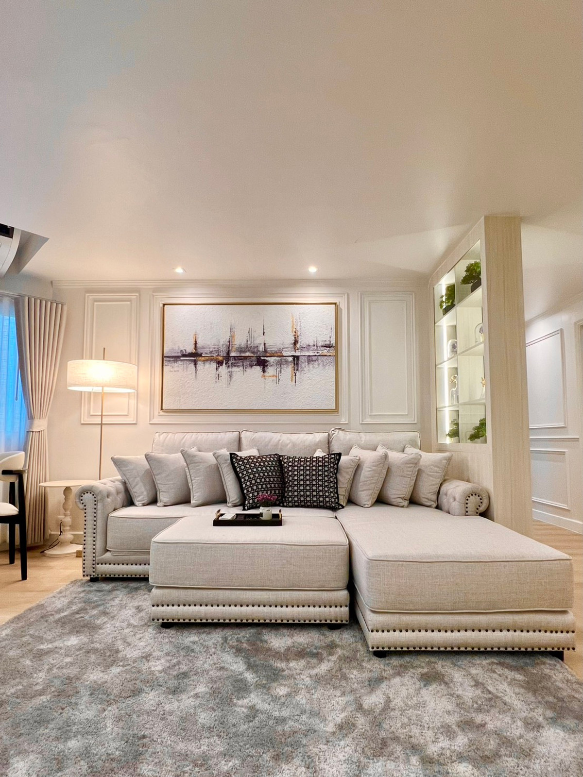 ให้เช่าคอนโดพระราม 3 สาธุประดิษฐ์ : เช่าห้องตกแต่งใหม่ 2 ห้องนอน เพียง 55,000 บาท ทำเลใจกลางเมือง ใกล้โรงเรียน ASTER International School