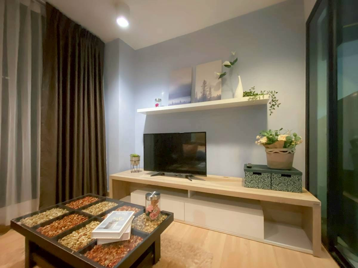 For SaleCondoRatchadapisek, Huaikwang, Suttisan : Urgent sale!! Condo CHATEAU IN TOWN Ratchada 10, fully furnished, ready to move in, size 49 sq m.