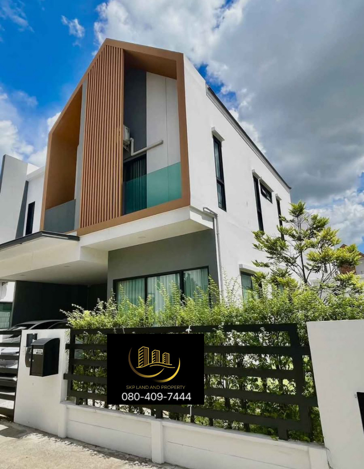 For RentRama 2, Bang Khun Thian : Single house for rent, corner house, Mews Thian Talay 15, has garden, near Central Rama 2.