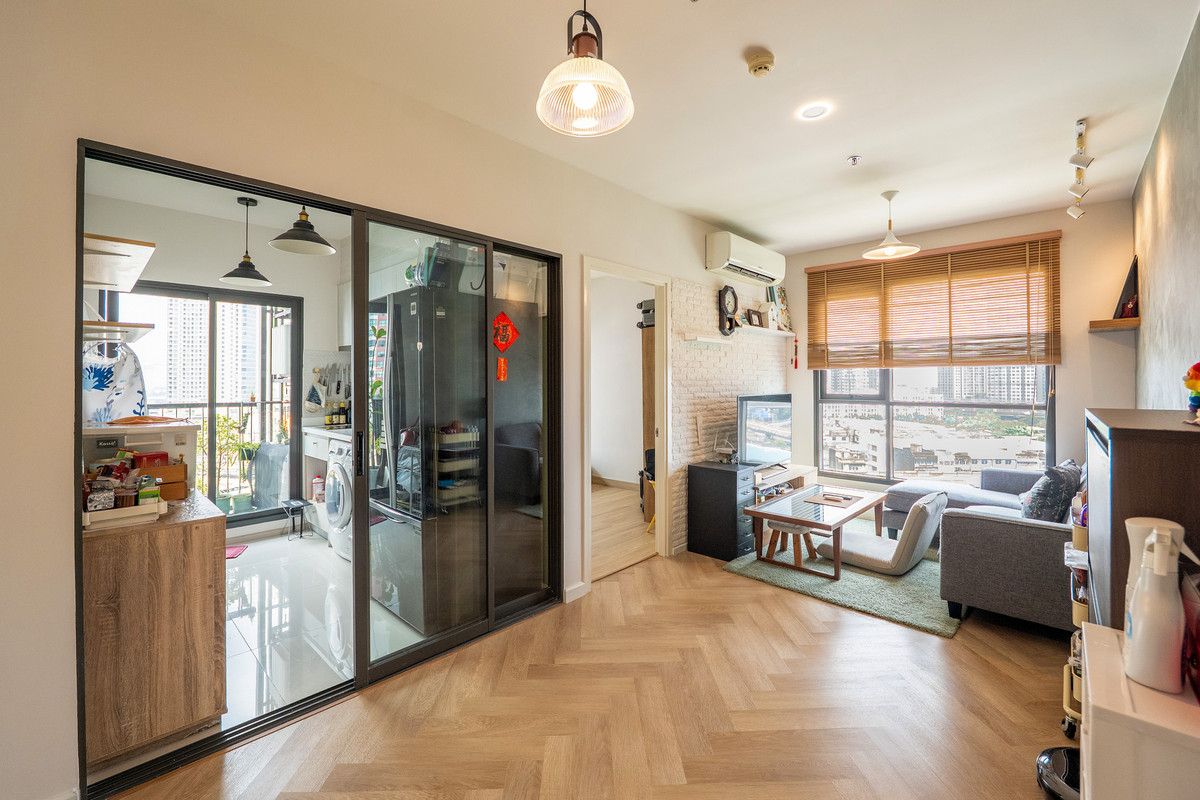 For SaleCondoOnnut, Udomsuk : Unblocked Dual View! Rare Renovated Corner Unit for Sale — Life Sukhumvit 48, 2 Bedrooms, 47.77 sq.m., Near BTS Phra Khanong