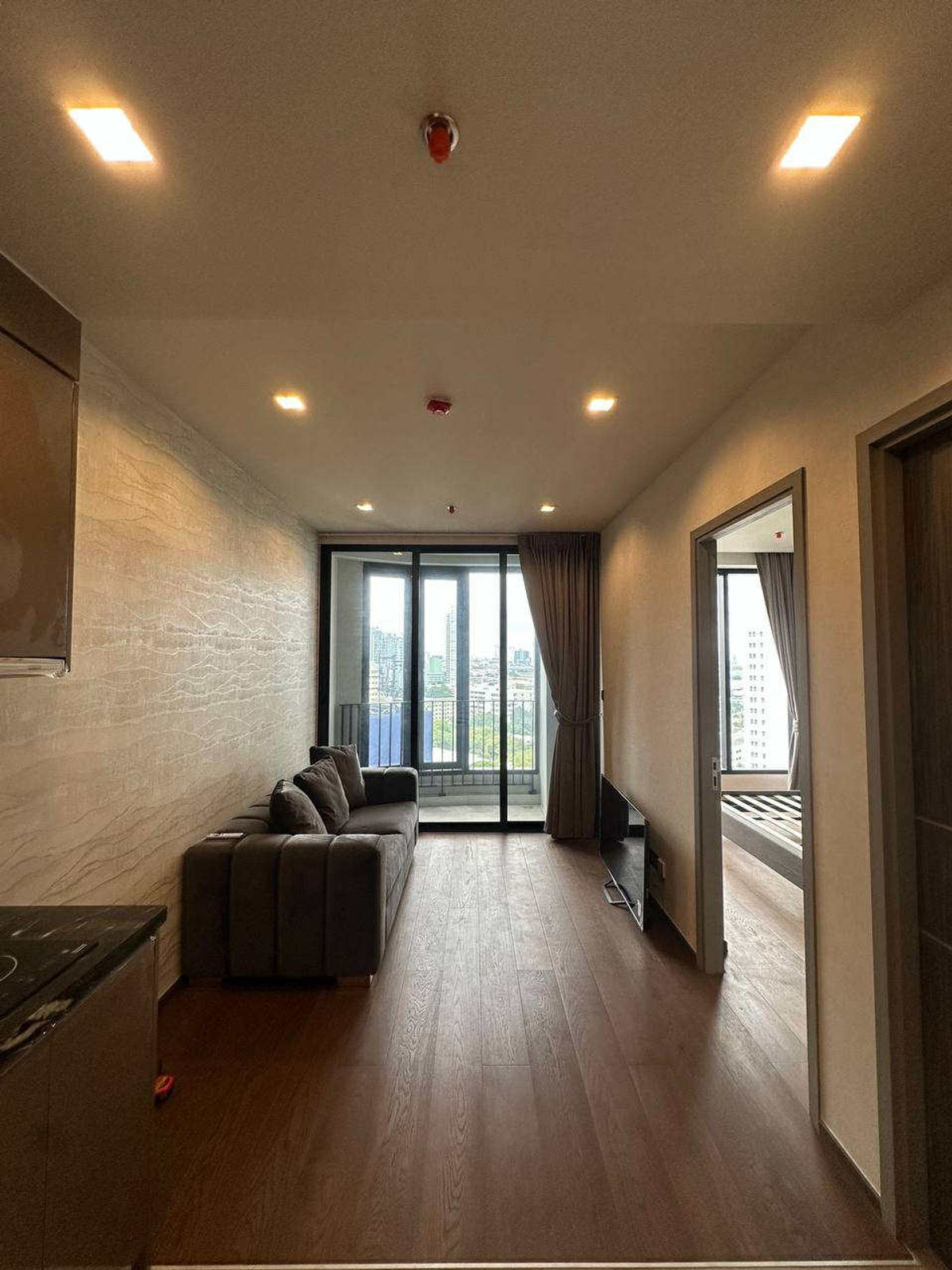 For SaleCondoAri,Anusaowaree : Ideo Q Victory【𝐒𝐄𝐋𝐋 & 𝐑𝐄𝐍𝐓】🔥A sharp modern tone with a touch of simple, cool luxury. Every detail is perfectly arranged in Victory Style.🔥 Contact Line ID: @hacondo