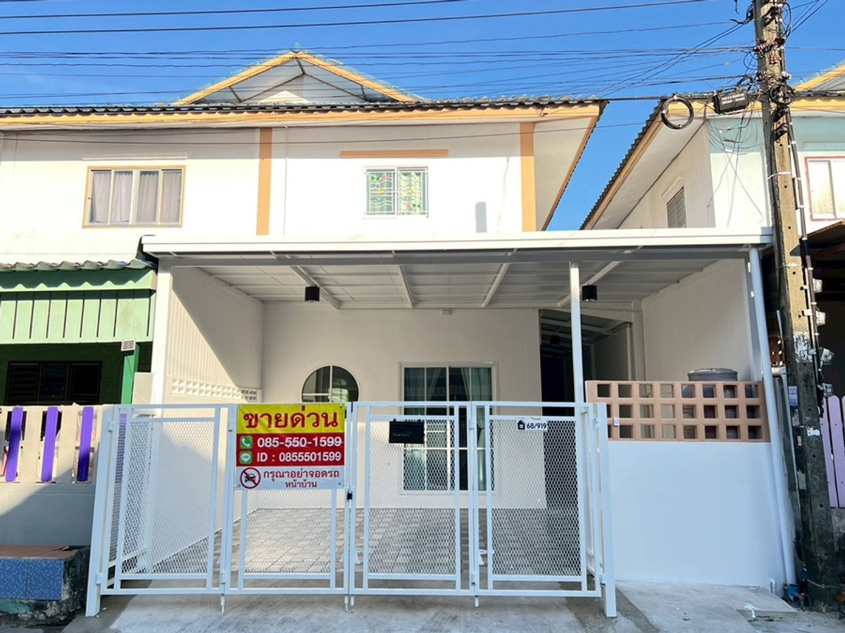 For SaleTownhomeMin Buri, Romklao : 2-story twin house for sale, Amornsap Soi 6, short side, area 23.1 sq m., has 2 bedrooms, 2 bathrooms, 1 kitchen, newly renovated.