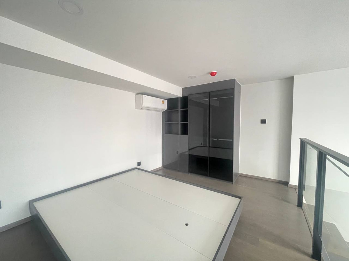 ให้เช่าคอนโดสยาม จุฬา สามย่าน : Park Origin Chula Samyan【𝐑𝐄𝐍𝐓】🔥สไตล์โมเดิร์นหรู เส้นสายคมกริบกับโทนเข้มให้มู้ดเรียบแพงมาก🔥 ติดต่อไลน์ไอดี: @hacondo