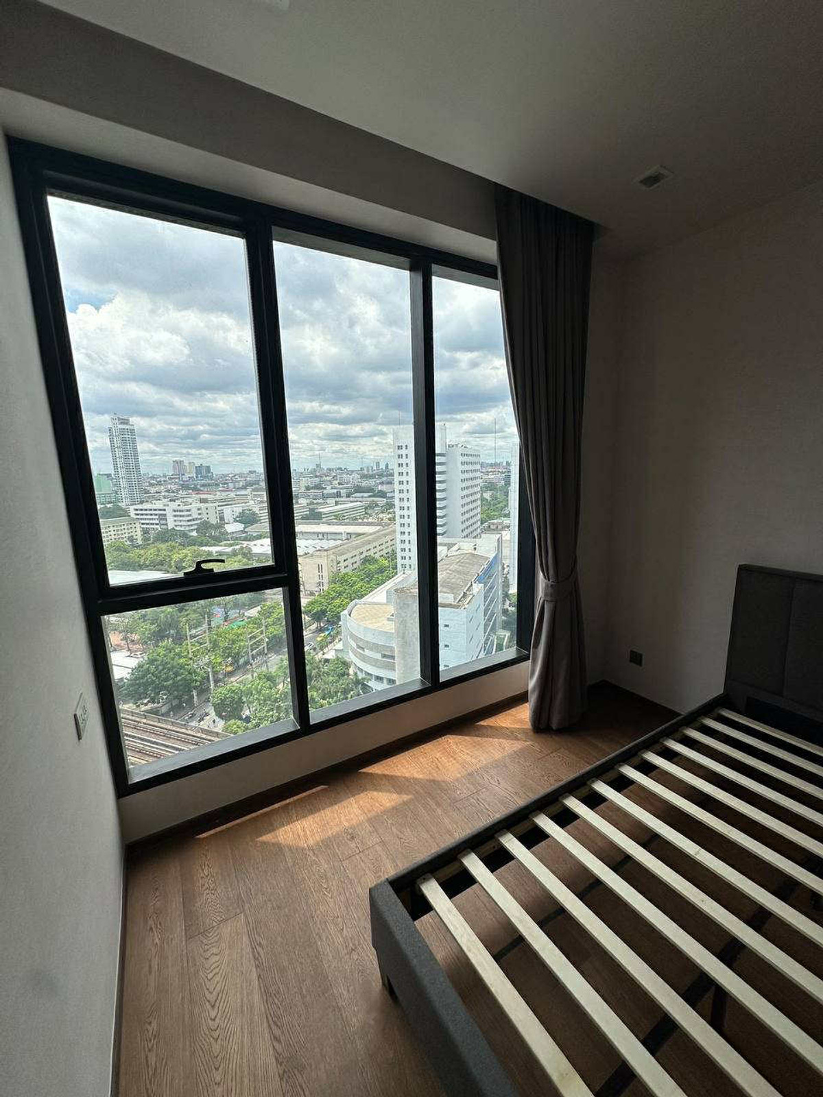 For SaleCondoAri,Anusaowaree : Ideo Q Victory【𝐒𝐄𝐋𝐋 & 𝐑𝐄𝐍𝐓】🔥A sharp modern tone with a touch of simple, cool luxury. Every detail is perfectly arranged in Victory Style.🔥 Contact Line ID: @hacondo