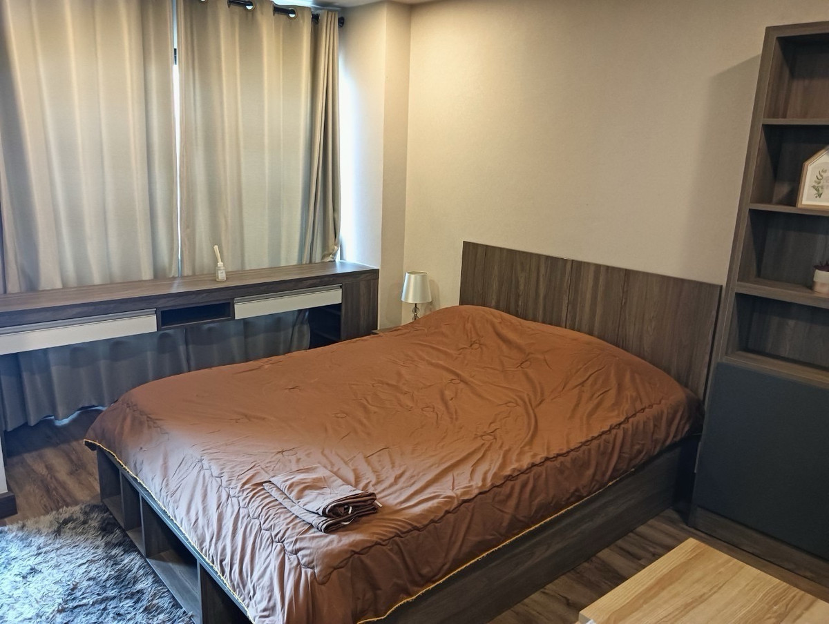 ให้เช่าคอนโดปิ่นเกล้า จรัญสนิทวงศ์ : 📌ให้เช่าคอนโด SUN CITY 
MRT Yaek Fai Chai  (ซัน ซิตี้ MRT แยกไฟฉาย)🚦มีเครื่องซักผ้า-💥ราคา 8,500 บาท/เดือน💥