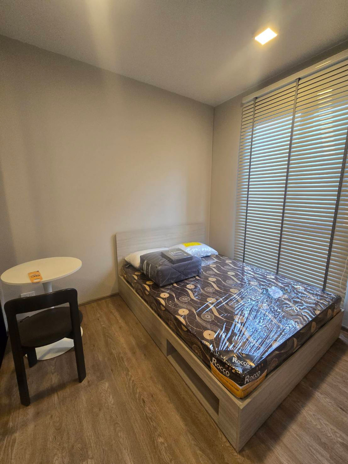 ให้เช่าคอนโดนนทบุรี บางใหญ่ บางบัวทอง : ให้เช่า คอนโด พลัมคอนโด นิวเวสต์ 27 ตรม ติดเซ็นทรัลเวสเกต และ MRT ตลาดบางใหญ่