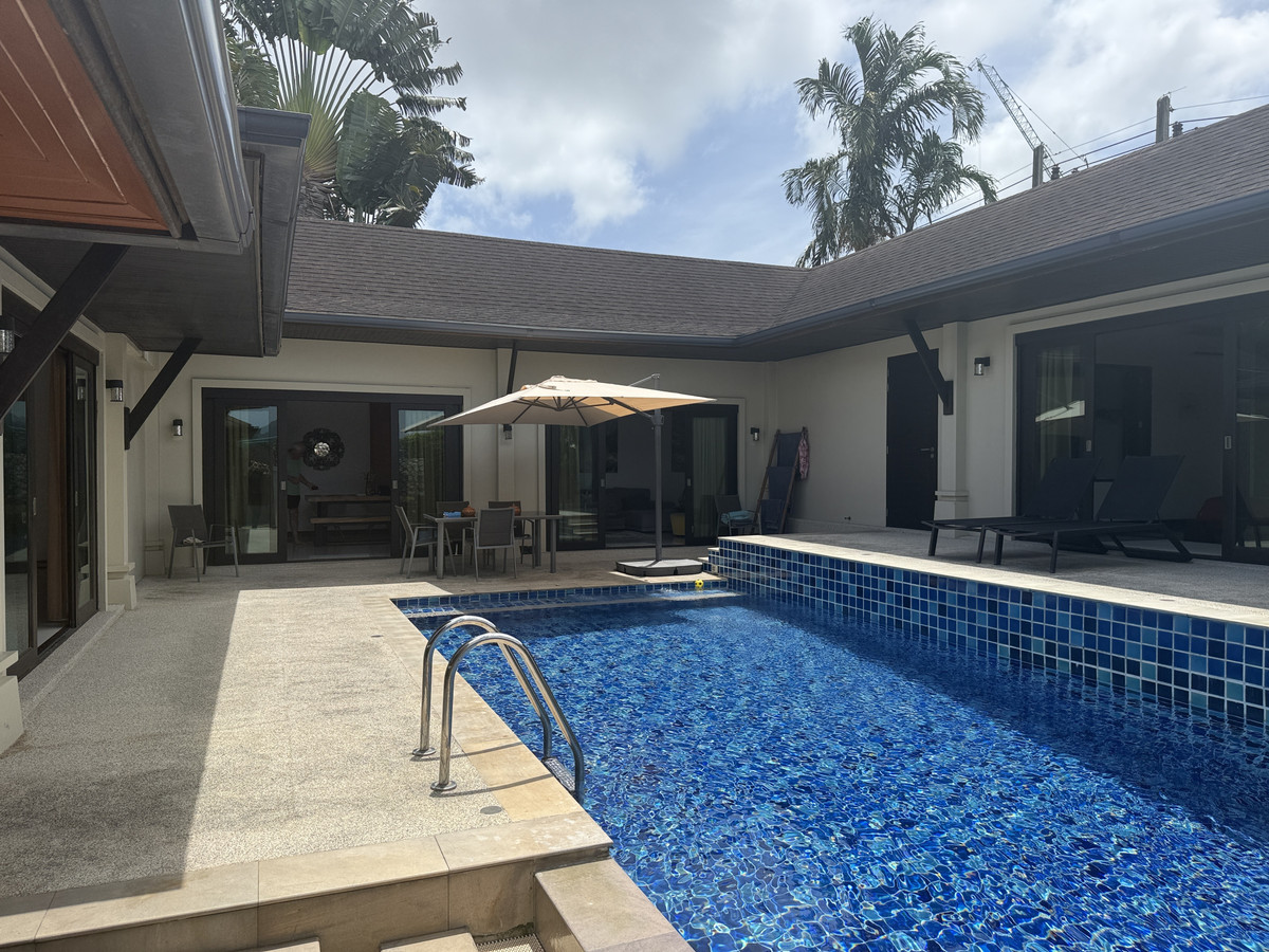 For SalePhuket : 3 Bedrooms Pool Villa on 632 SQ.M. Plot Prime Location Choeng Talay - U5667971