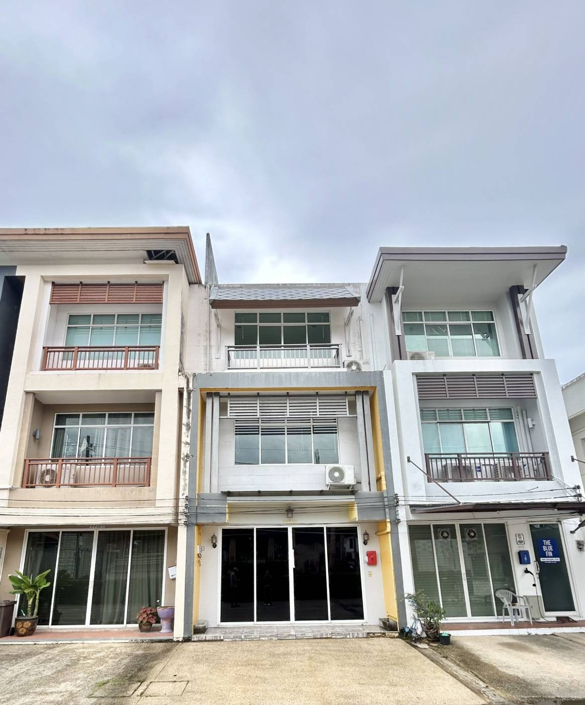For SaleShop HousePhuket : Commercial Building Home Office for Sale  Paklok, Thalang, Phuket Special Promo Price: 4.9 MB