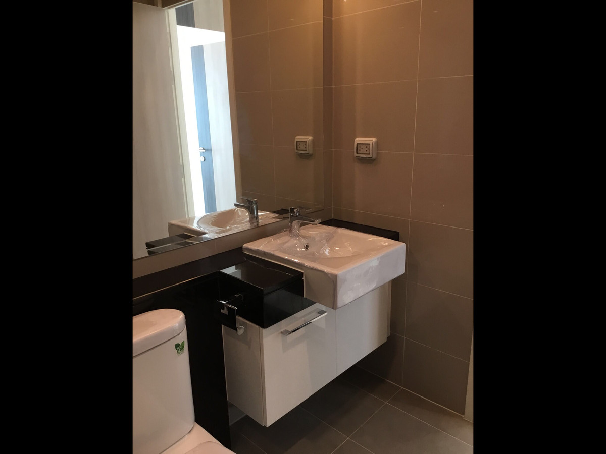 ให้เช่าคอนโดราชเทวี พญาไท : Supalai Elite Payathai【𝐑𝐄𝐍𝐓】🔥ดีไซน์โมเดิร์นคูล มีเส้นบางและเฟอร์โทนเข้ม ทำให้ห้องน่าค้นหาสุดๆ🔥 ติดต่อไลน์ไอดี: @hacondo