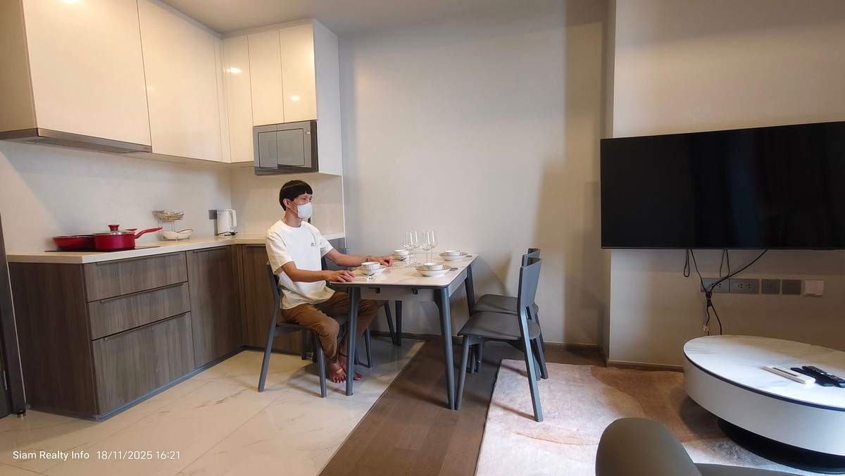 For RentCondoSukhumvit, Asoke, Thonglor : for Rent Celes Asoke Condo Asoke Sukhumvit 21🌻near BTS Asoke