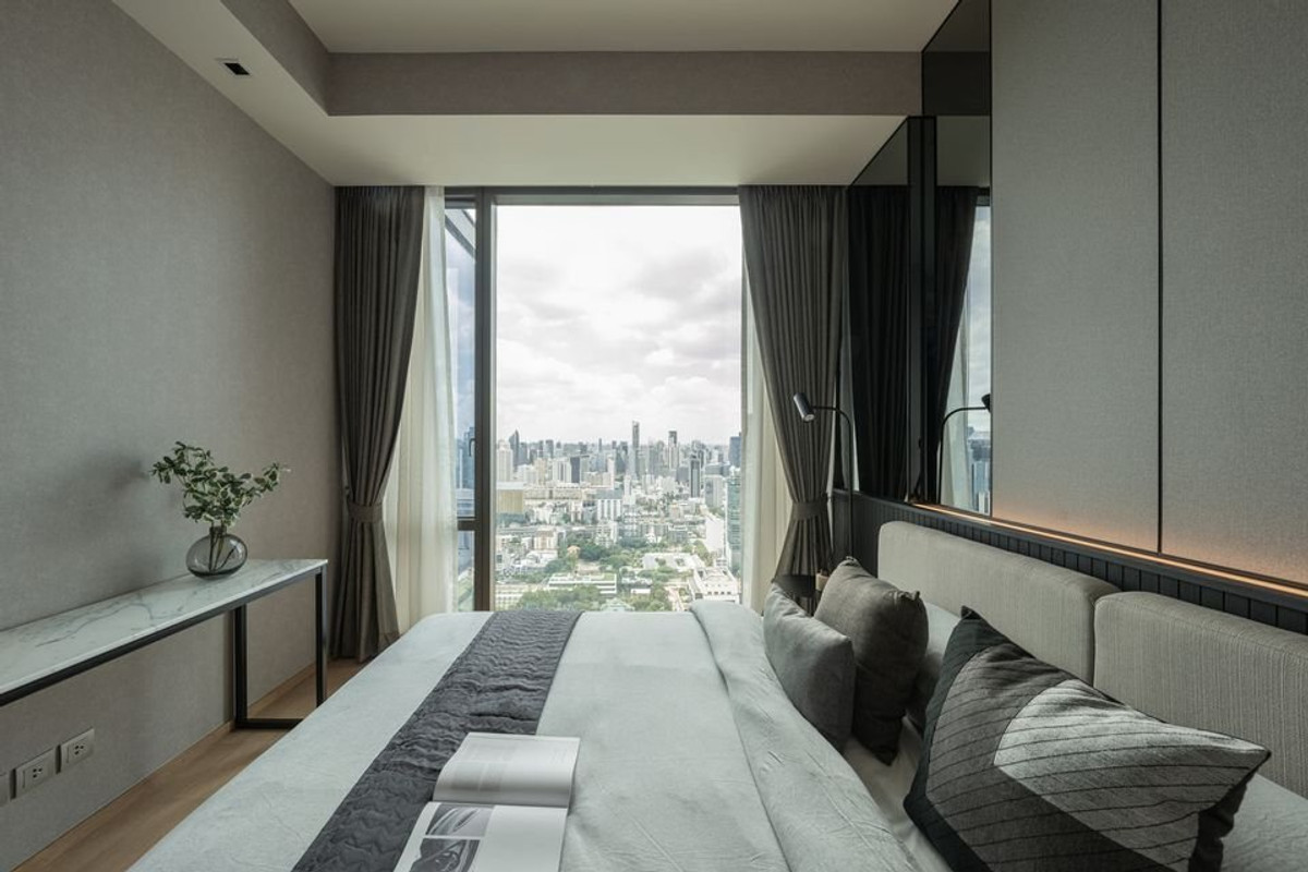 ให้เช่าคอนโดวิทยุ ชิดลม หลังสวน : 28 Chidlom【𝐒𝐄𝐋𝐋 & 𝐑𝐄𝐍𝐓】🔥ลักซ์มินิมอล โทนขาวครีมสไตล์ไฮเอนด์ เรียบสะอาดแบบโรงแรม 5 ดาว🔥 ติดต่อไลน์ไอดี: @hacondo