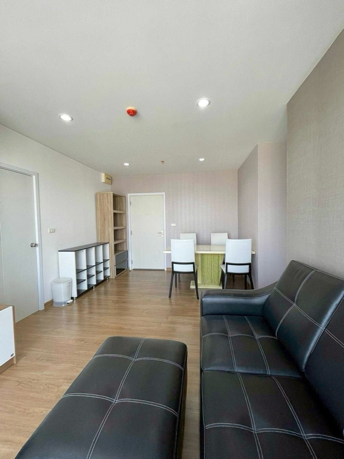 For RentCondoBang Sue, Wong Sawang, Tao Pun : @condocurator📍For rent: The Tree Interchange, 2 bedrooms, fully furnished [PM4262]