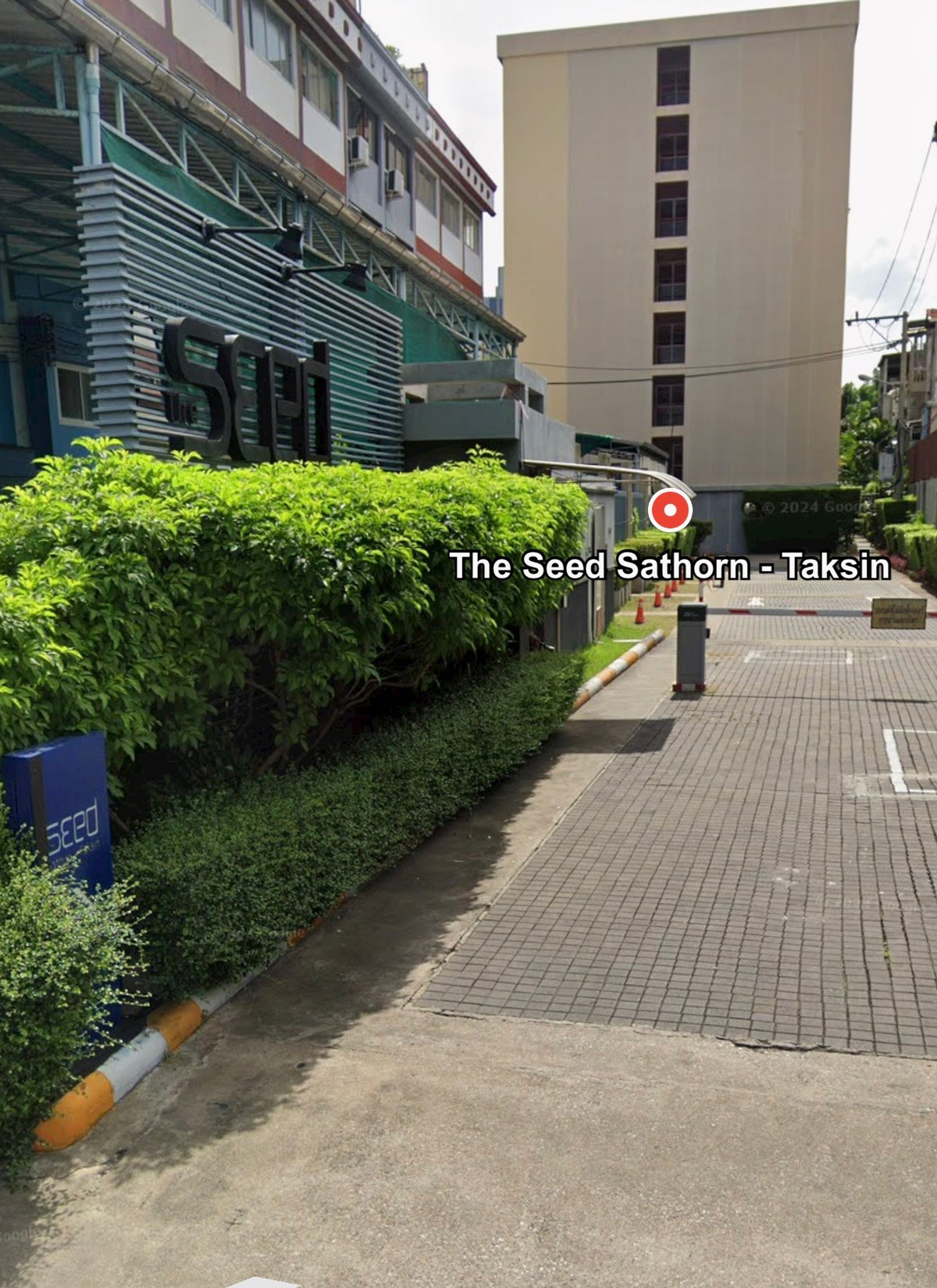 ขายคอนโดวงเวียนใหญ่ เจริญนคร : คอนโด Low rise  มีความส่วนตัว  ห่าง bts วงเวียนใหญ่ 400 เมตร ,ห่างไอคอนสยาม 2 กิโลเมตร