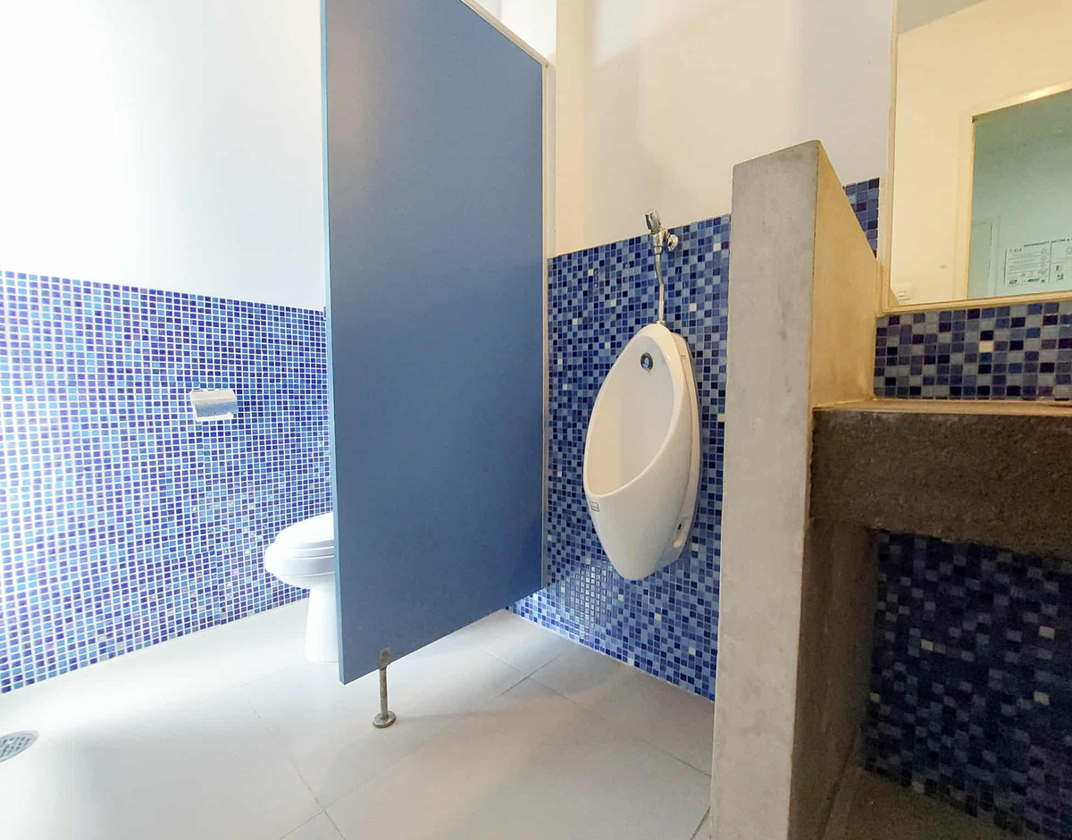 For RentShop HouseSathorn, Narathiwat : For rent, 7-story commercial building, Narathiwat Lane 15 – in the heart of Sathorn.