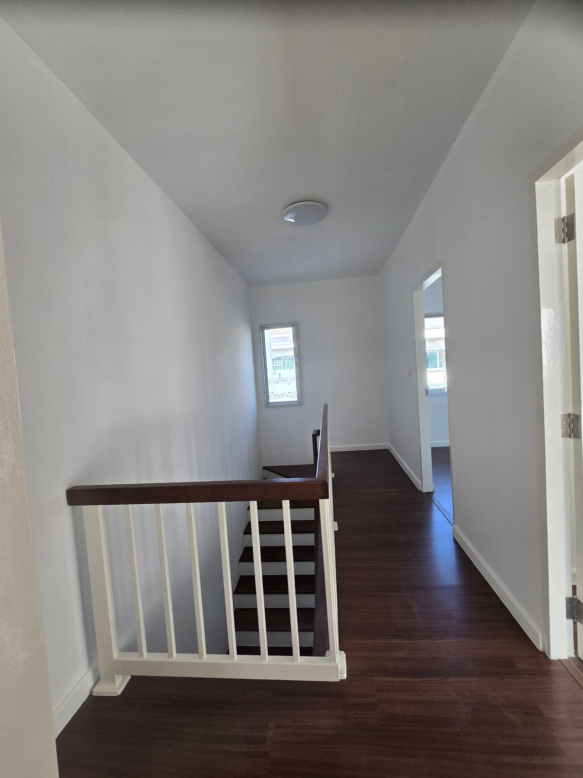 For SaleTownhomeRathburana, Suksawat : 3-story townhome for sale, Town Plus Pracha Uthit, on an area of ​​18.8 sq m. Newly renovated, ready to move in.