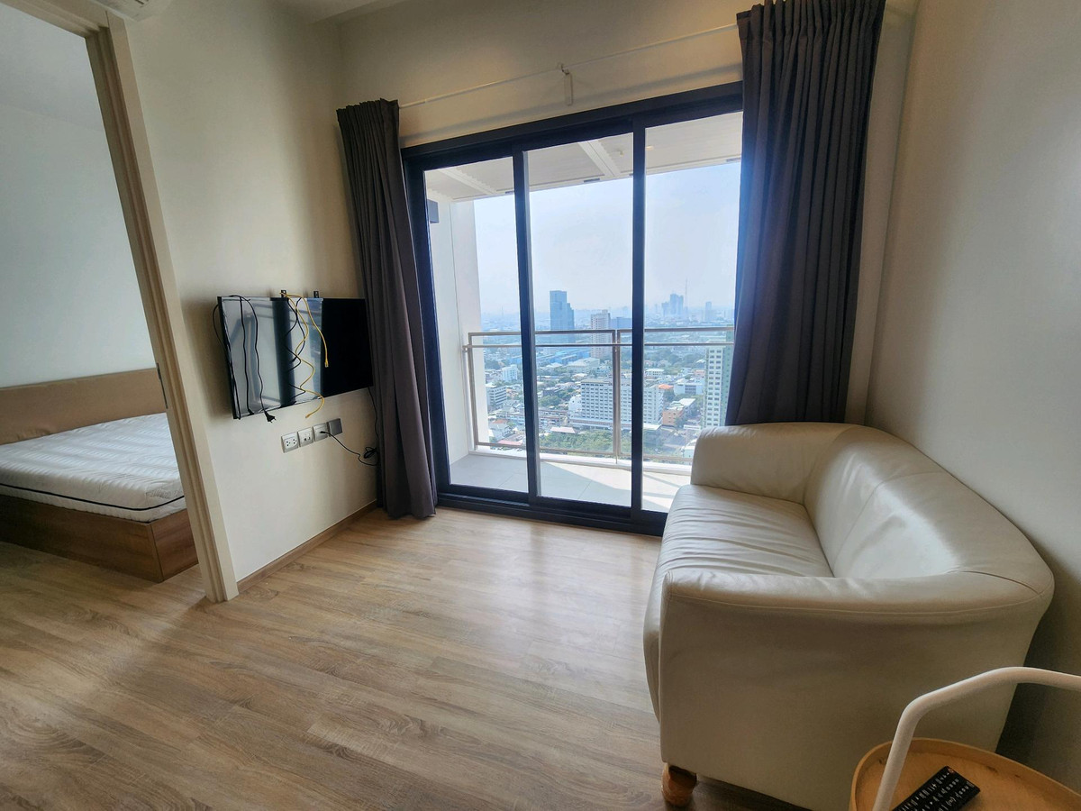 ให้เช่าคอนโดสะพานควาย จตุจักร : Newly Renovated 17K Available Now