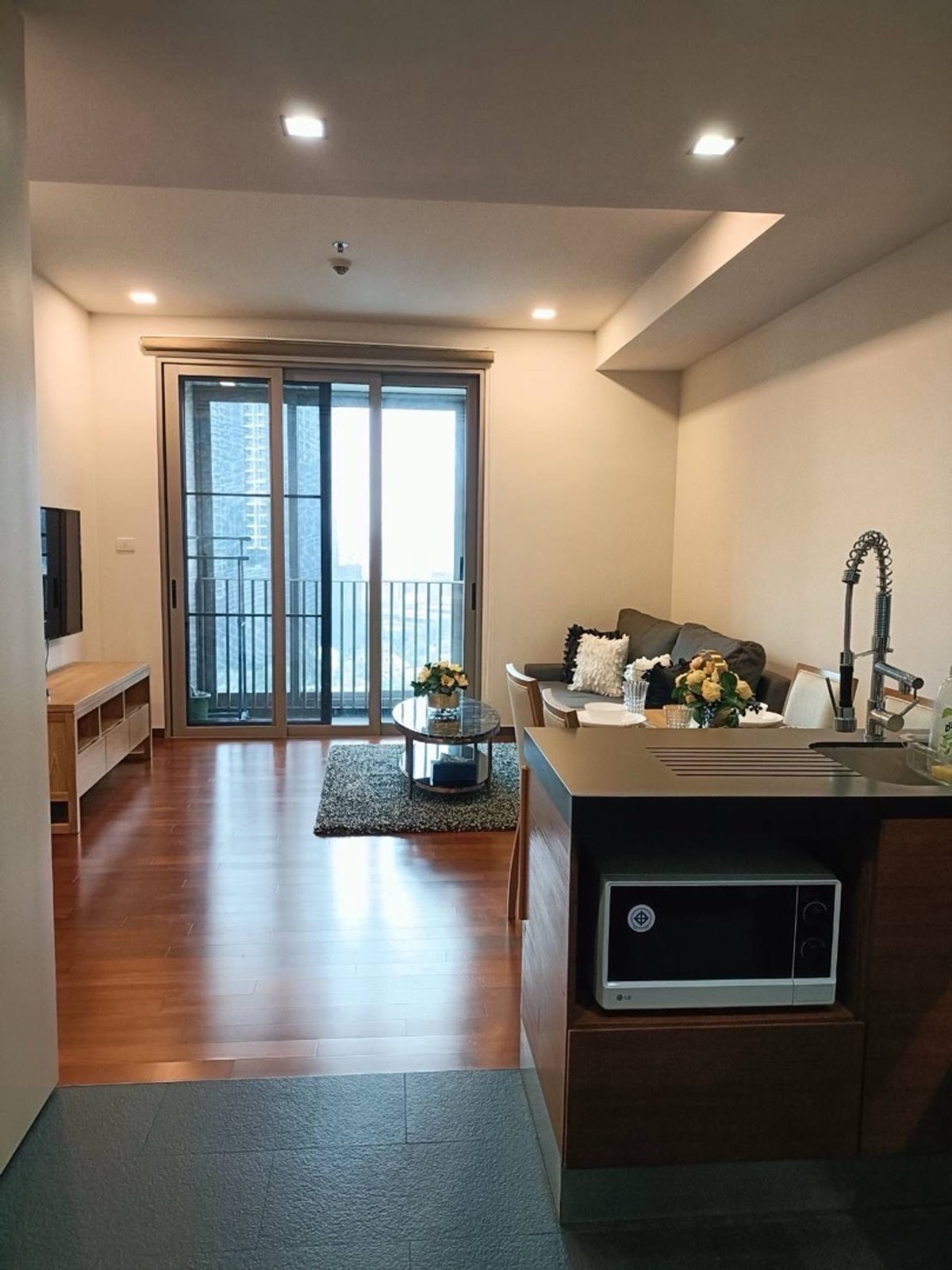 ให้เช่าคอนโดสุขุมวิท อโศก ทองหล่อ : 🔥 ขาย Ashton Morph 38, Pet friendly 2 ห้องนอน 75 ตร.ม., ใกล้ BTS ทองหล่อ