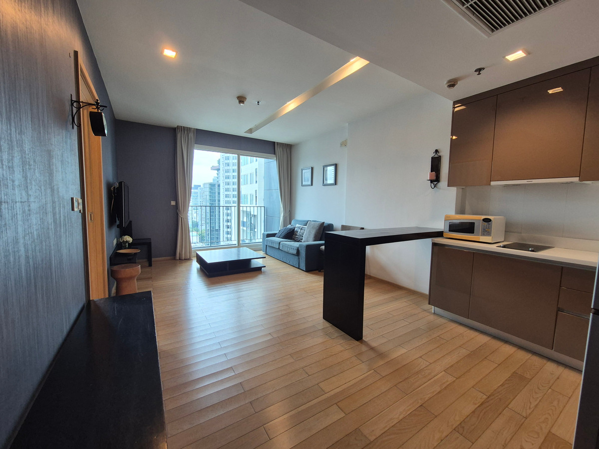 ให้เช่าคอนโดสุขุมวิท อโศก ทองหล่อ : ✅️( รูปห้องจริง!! )​ 1 BEDROOM 50​ ตรม. SIRI AT SUKHUMVIT ติดรถไฟฟ้า BTS ทองหล่อ