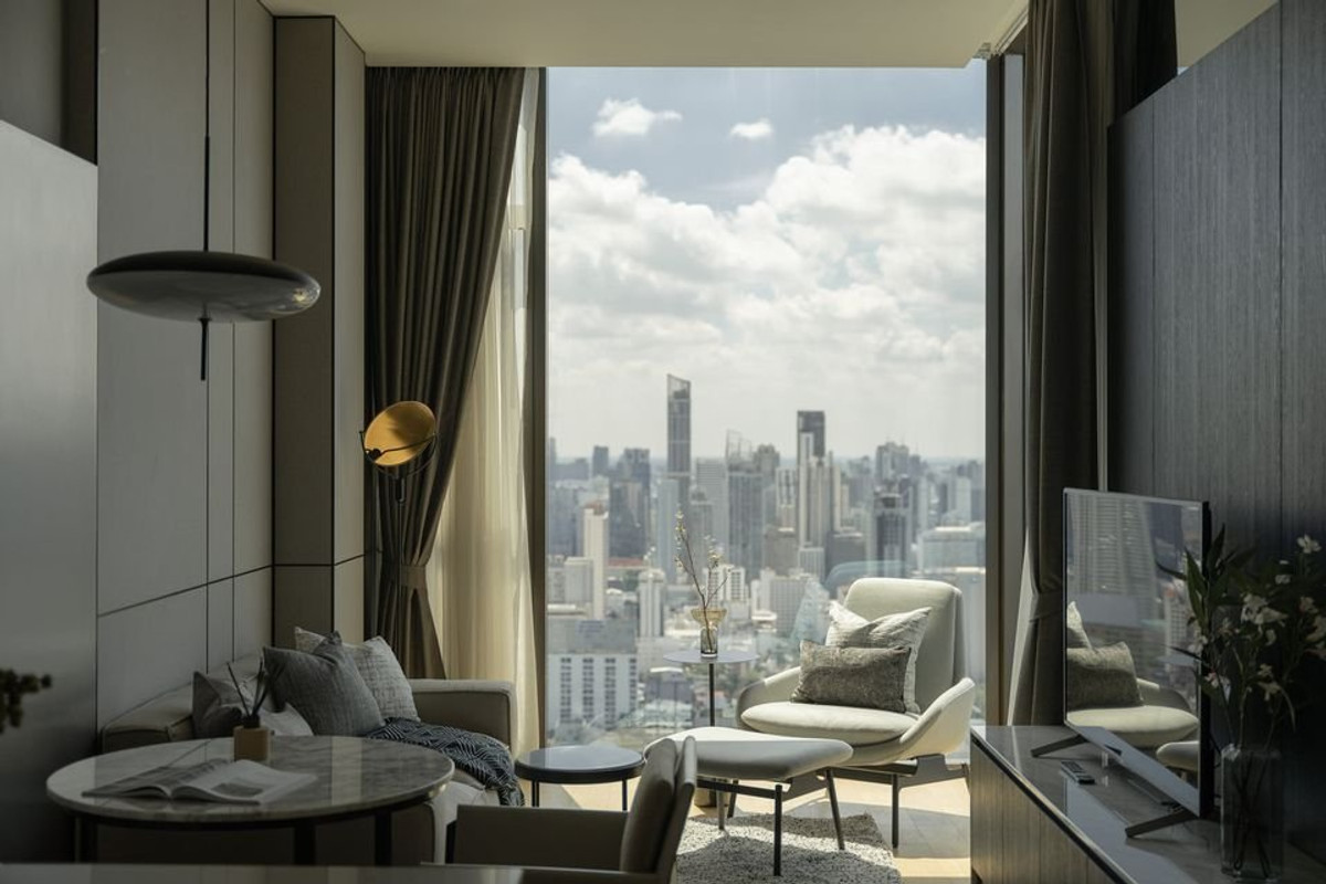 ให้เช่าคอนโดวิทยุ ชิดลม หลังสวน : 28 Chidlom【𝐒𝐄𝐋𝐋 & 𝐑𝐄𝐍𝐓】🔥ลักซ์มินิมอล โทนขาวครีมสไตล์ไฮเอนด์ เรียบสะอาดแบบโรงแรม 5 ดาว🔥 ติดต่อไลน์ไอดี: @hacondo