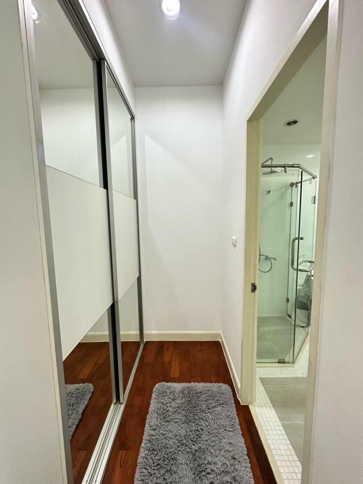 For RentCondoSukhumvit, Asoke, Thonglor : 1 Bed for rent close to BTS Phromphong.