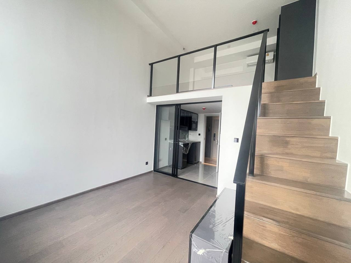 For RentCondoSiam Paragon ,Chulalongkorn,Samyan : Park Origin Chula Samyan【𝐑𝐄𝐍𝐓】🔥Luxury modern style, sharp lines and dark tones create a very elegant and expensive mood🔥 Contact Line ID: @hacondo