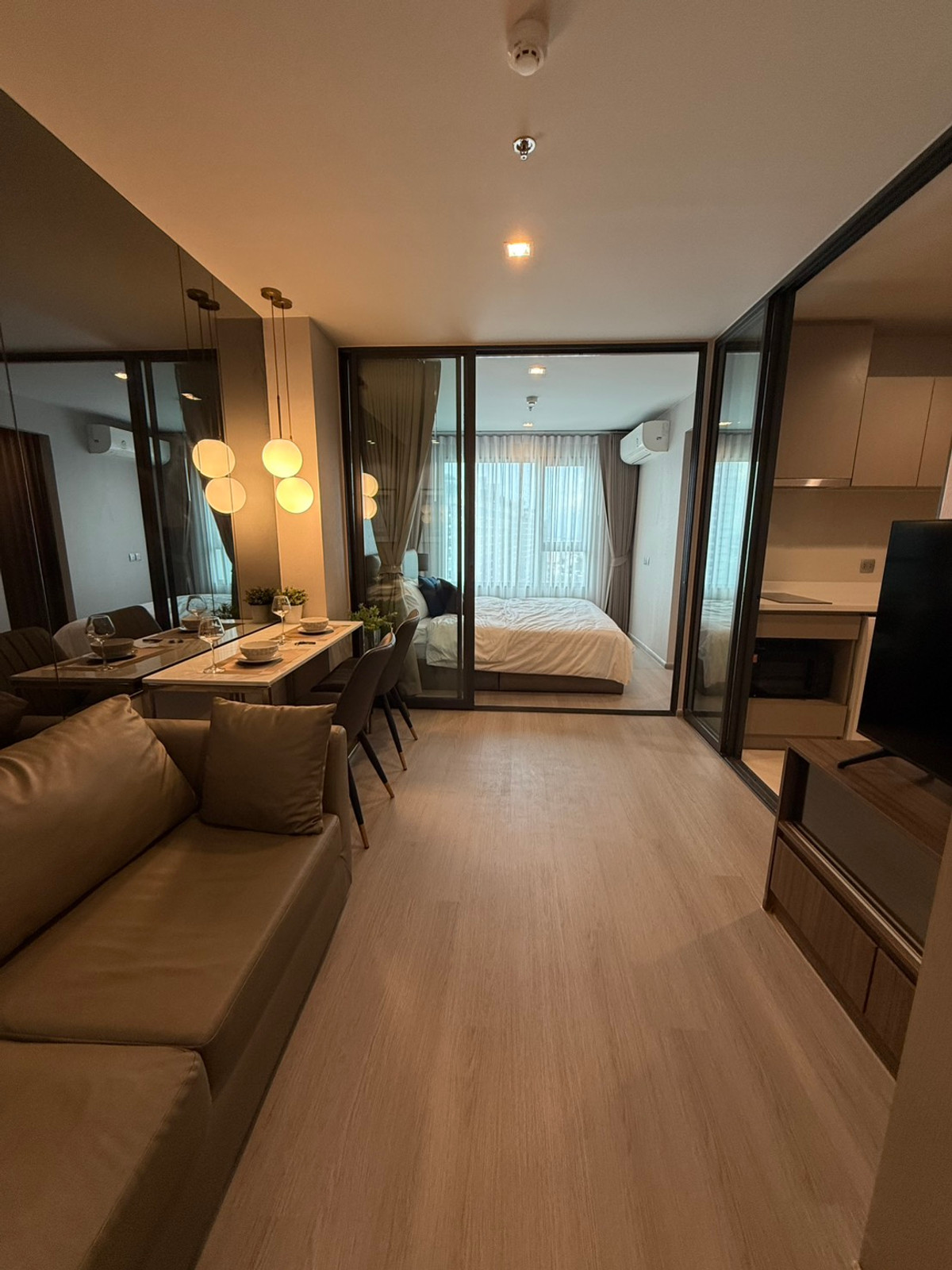 ให้เช่าคอนโดลาดพร้าว เซ็นทรัลลาดพร้าว : 🔥🔥ให้เช่า 𝗟𝗜𝗙𝗘 𝗟𝗔𝗗𝗣𝗥𝗔𝗢 ( ตึก A ) คอนโด 1 ห้องนอน แต่งสวย | Add Line : aae.mmproperty