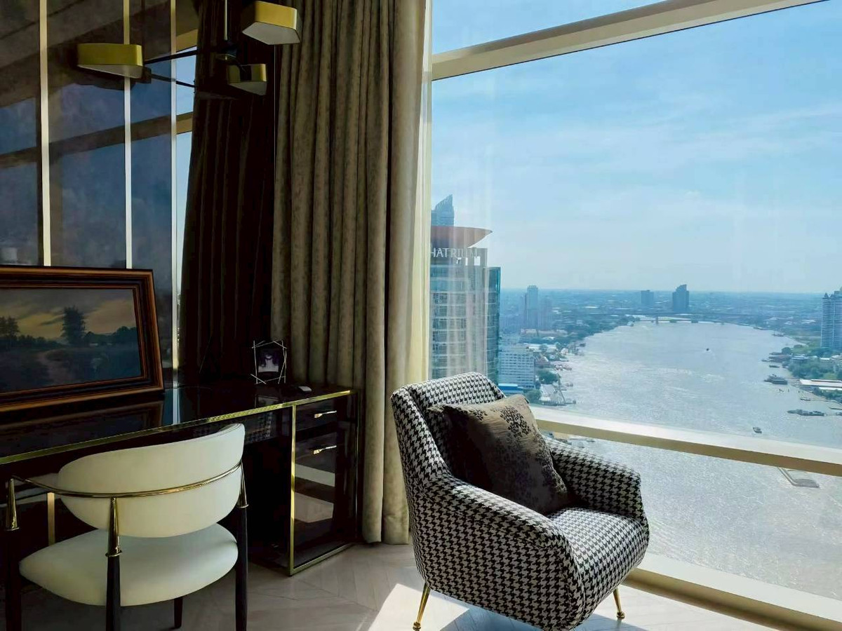 For RentCondoSathorn, Narathiwat : SuperLuxury Four Season Private Residence 3bed4bath 1Maid 212 Sqm Fullyfurnish , Welcome Foreign , Welcome VVIP 360,000 permonth