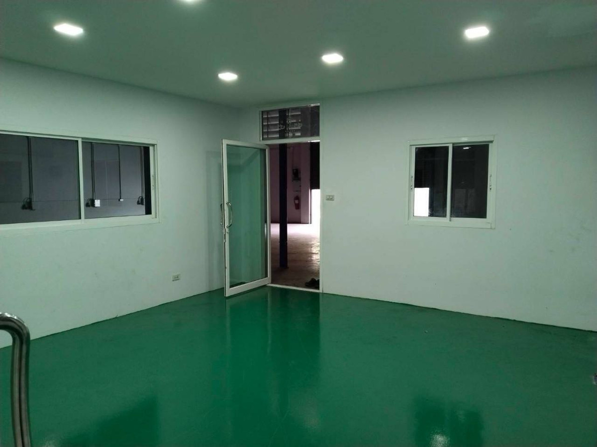 ให้เช่าโกดังลาดกระบัง สุวรรณภูมิ : ‼️仓库 + 办公室出租‼️曼谷拉差加邦（Lat Krabang）WAREHOUSE FOR RENT