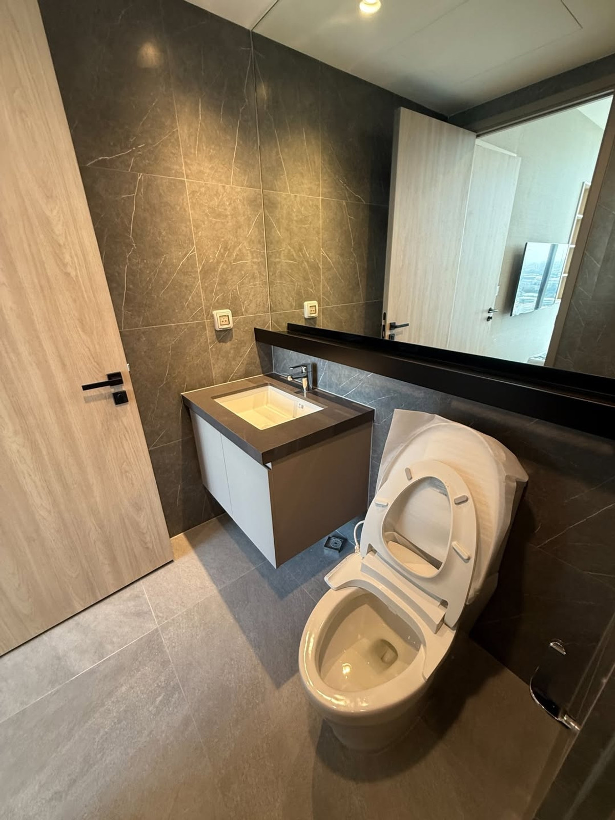 ให้เช่าคอนโดราชเทวี พญาไท : New Room 🌈 The Extro Phayathai Rangnam 1bed 33 Sqm Fullyfurnish , Welcome Foreign 29,000-