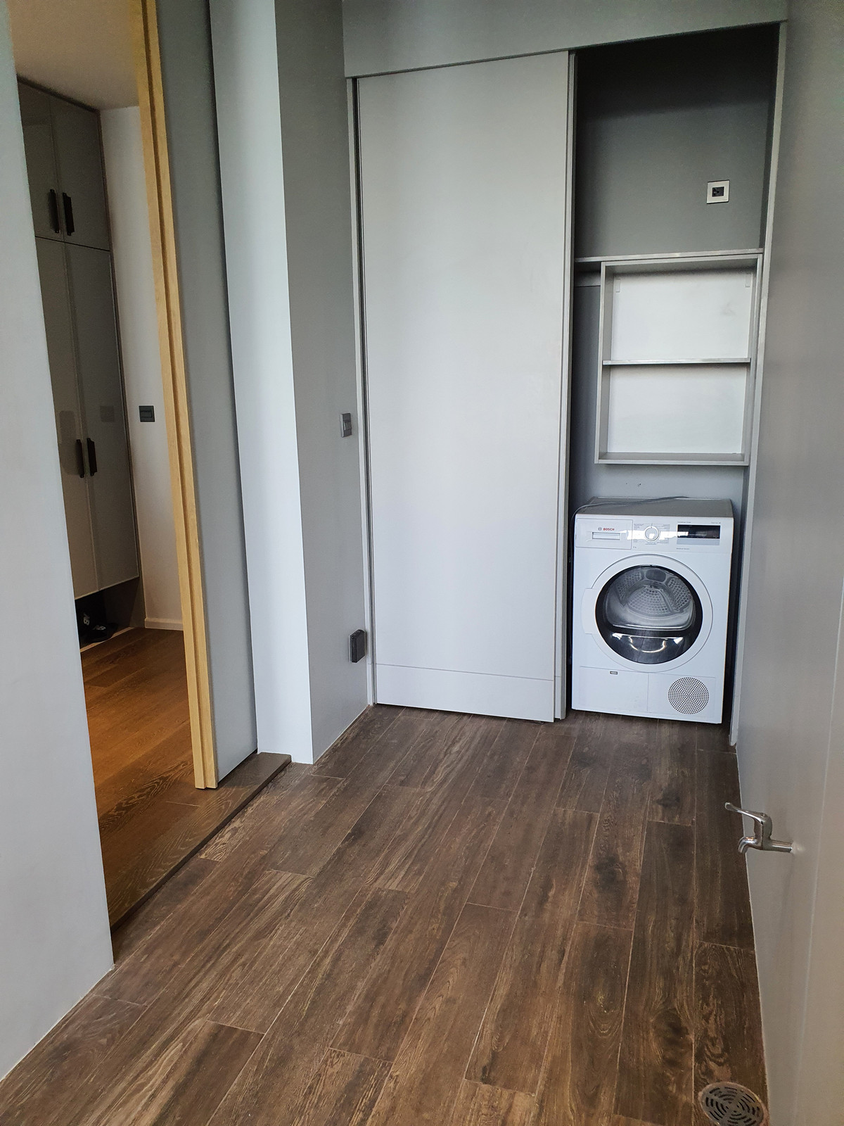 For RentCondoSukhumvit, Asoke, Thonglor : Kraam Sukhumvit 26 – Luxury 1-Bedroom Condo for Rent (600m to BTS Phrom Phong)