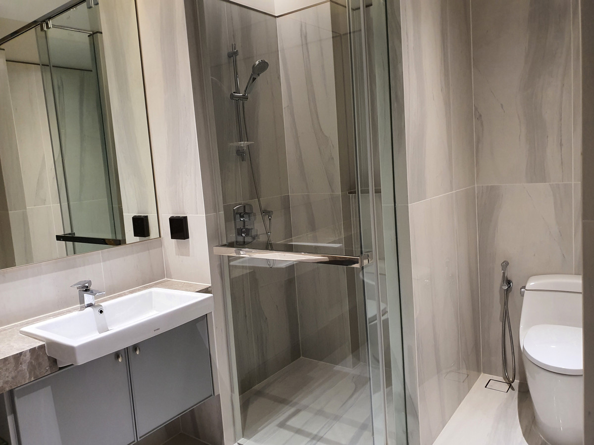 For RentCondoSukhumvit, Asoke, Thonglor : Kraam Sukhumvit 26 – Luxury 1-Bedroom Condo for Rent (600m to BTS Phrom Phong)