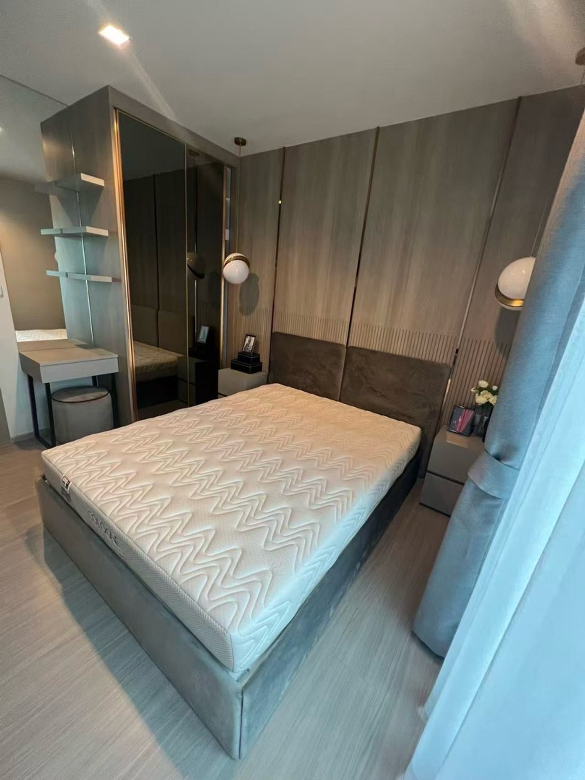 For SaleCondoRama9, Petchburi, RCA : Room for sale, 1 Bedroom Life Asoke–Rama 9, beautiful view, high floor, best price, Building B, room number 207/1685)