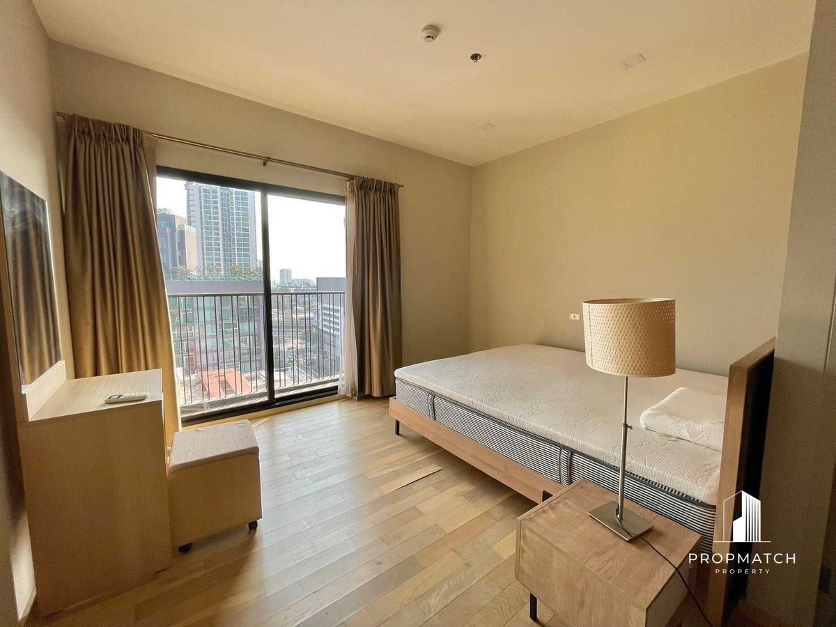 For SaleCondoSukhumvit, Asoke, Thonglor : ⚡️Hot price next to Bts Ekkamai⚡️ Noble Reveal Ekkamai 🔥 49sqm 🔥 5.79MB 🔥Next to Bts Ekkamai. If interested, contact Putter 0928895628💎