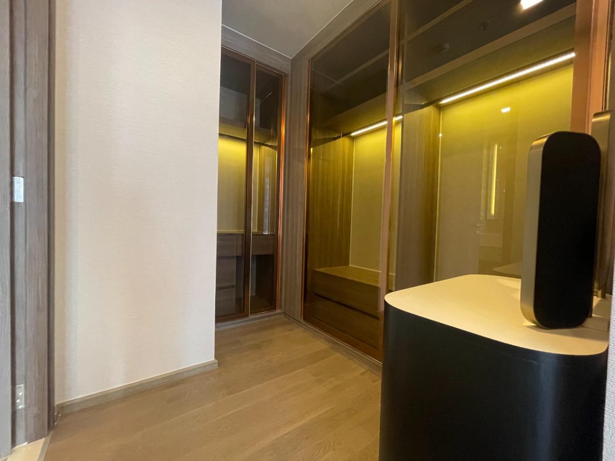 For RentCondoSukhumvit, Asoke, Thonglor : 🔥Urgent for rent🔥 Celeste Asoke, beautifully decorated room with a large balcony, fully furnished, ready to move in, next to MRT Sukhumvit and BTS Asoke.