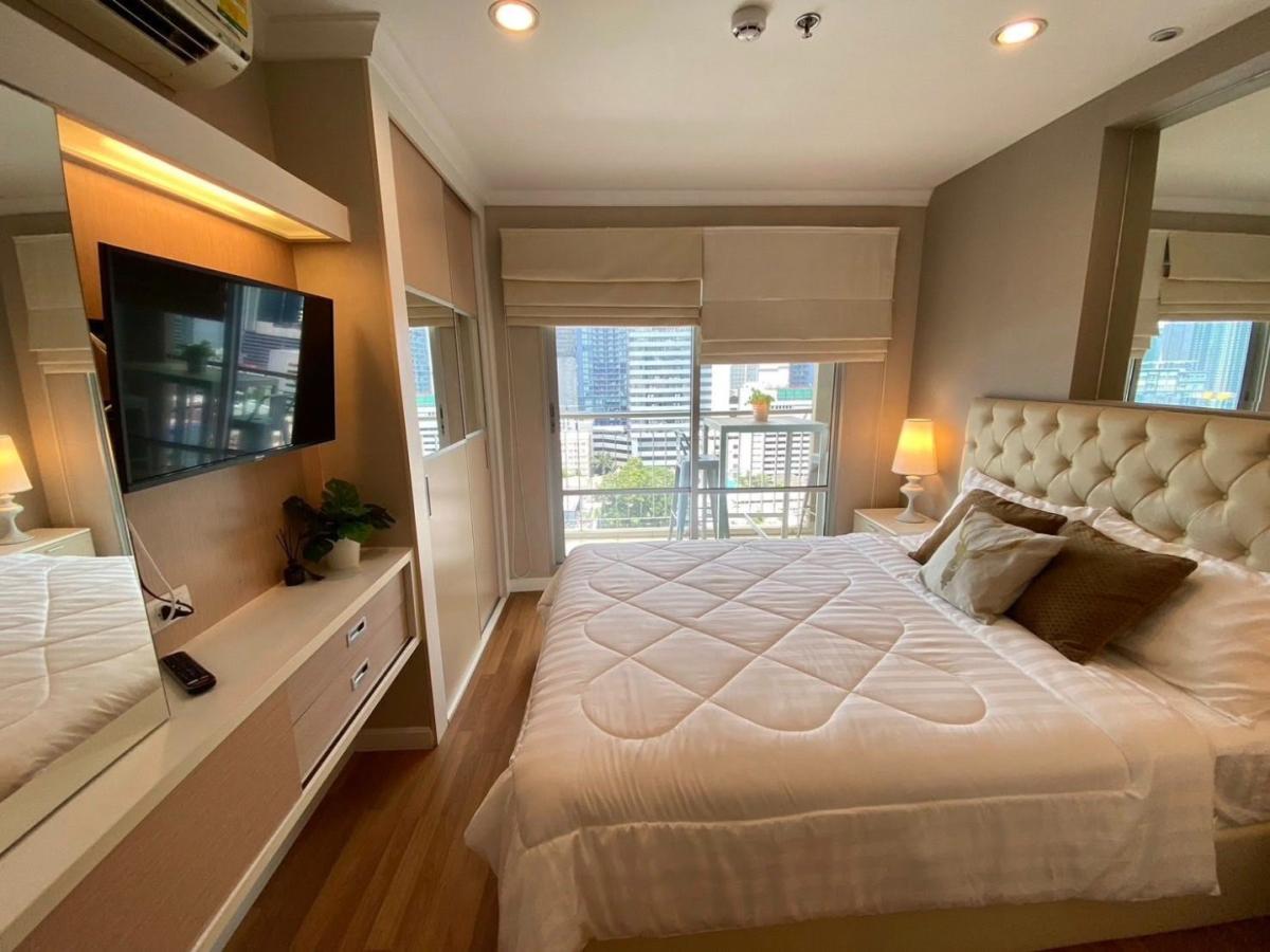 For RentCondoRama9, Petchburi, RCA : 🔥Urgent for rent🔥 Lumpini Place Rama 9-Ratchada, beautifully decorated room, wide balcony, fully furnished, ready to move in immediately.