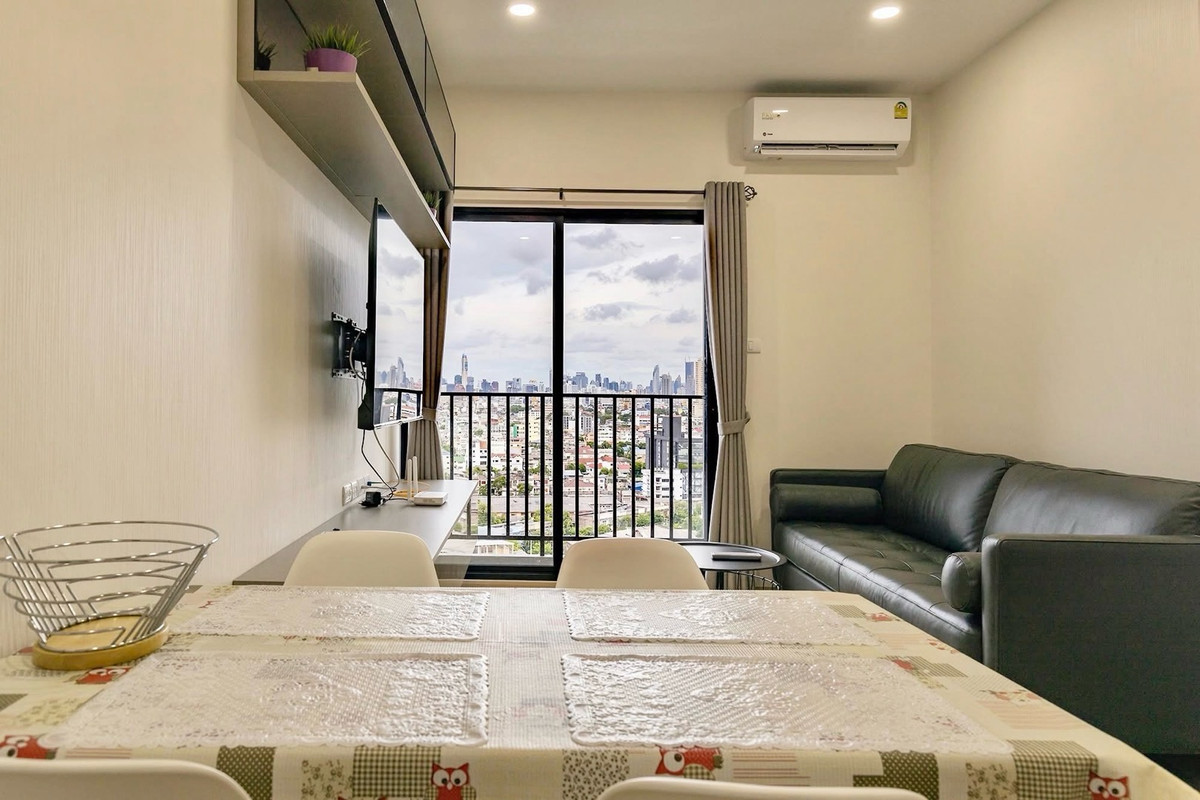 ให้เช่าคอนโดวงเวียนใหญ่ เจริญนคร : 📍โครงการ : Supalai Loft ประชาธิปก – วงเวียนใหญ่🚝 ใกล้ : BTS วงเวียนใหญ่ 1 กม.💵 ราคาเช่า : 25,000 บาท / เดือน 