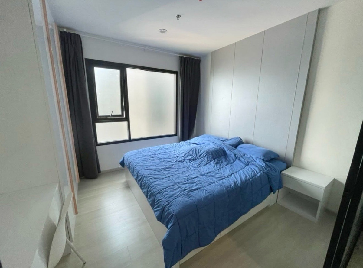 ให้เช่าคอนโดพระราม 9 เพชรบุรีตัดใหม่ RCA : 📍โครงการ : Life Asoke (ไลฟ์ อโศก)
🚝 ใกล้ : MRT เพชรบุรี 200 เมตร  / มศว. 
💵 ราคาเช่า : 17,000 บาท / เดือน